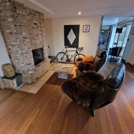 St-Janshof Hotel Waregem Bagian luar foto